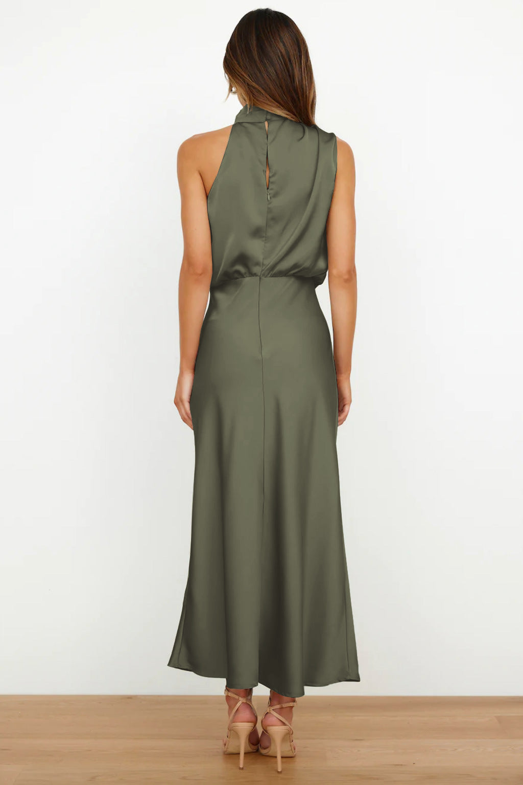 Mariana™ | Elegant Halter Evening Dress