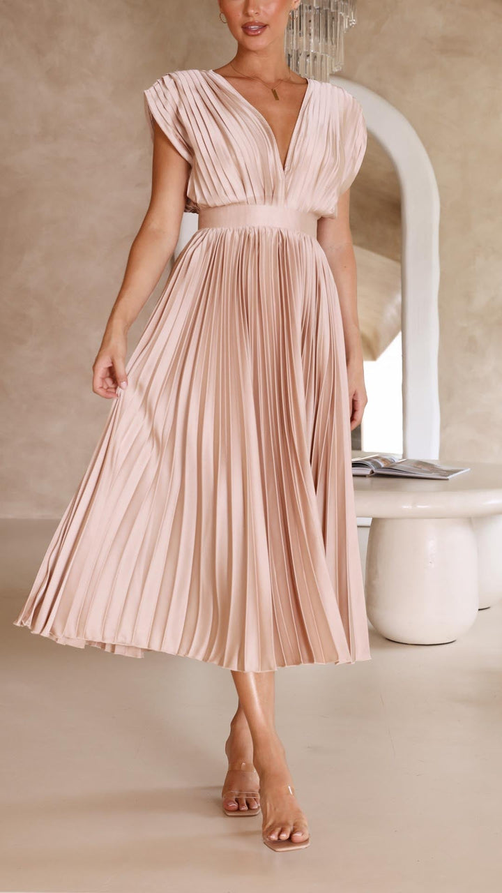 Maria™ | Elegant Pleated Maxi Dress