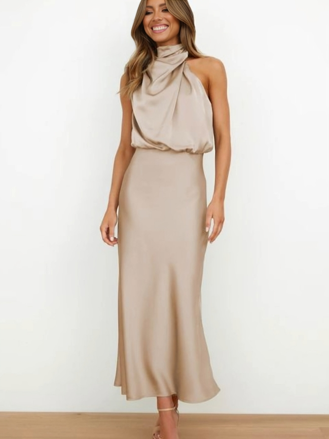 Mariana™ | Elegant Halter Evening Dress