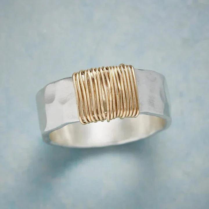 Auriel™ | Vintage Gold Thread Ring